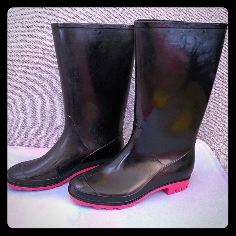 Rain boots
